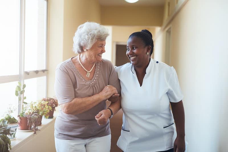 Mitos vs Fakta: Home Care — Jangan Percaya Sebelum Baca Ini!